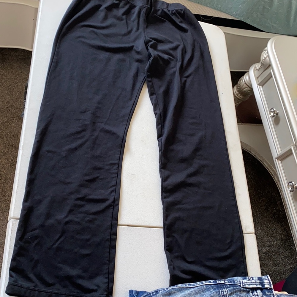 Black sweatpants
